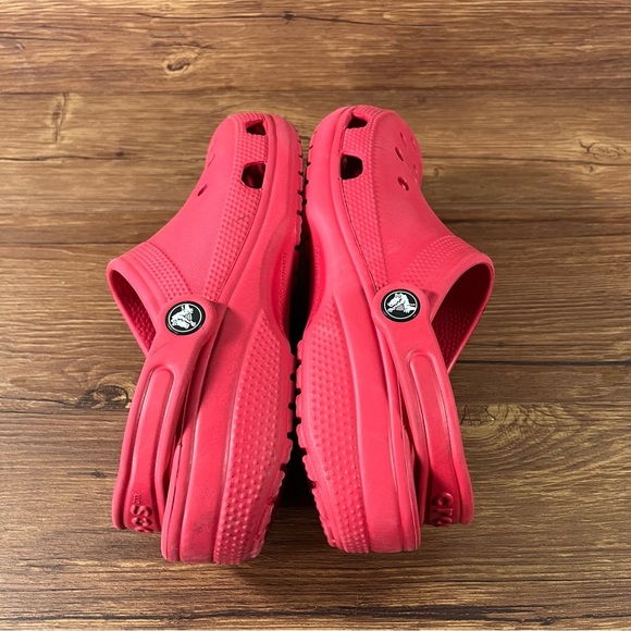 CROCS Classic Slip-On Clogs Women’s Size 8 Shoes - Picture 2 of 9